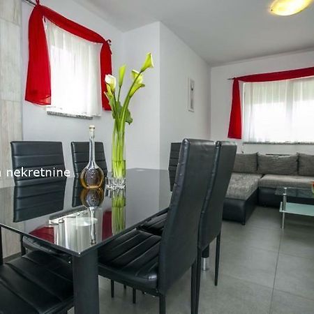 Apartman Tony 마카르스카 외부 사진